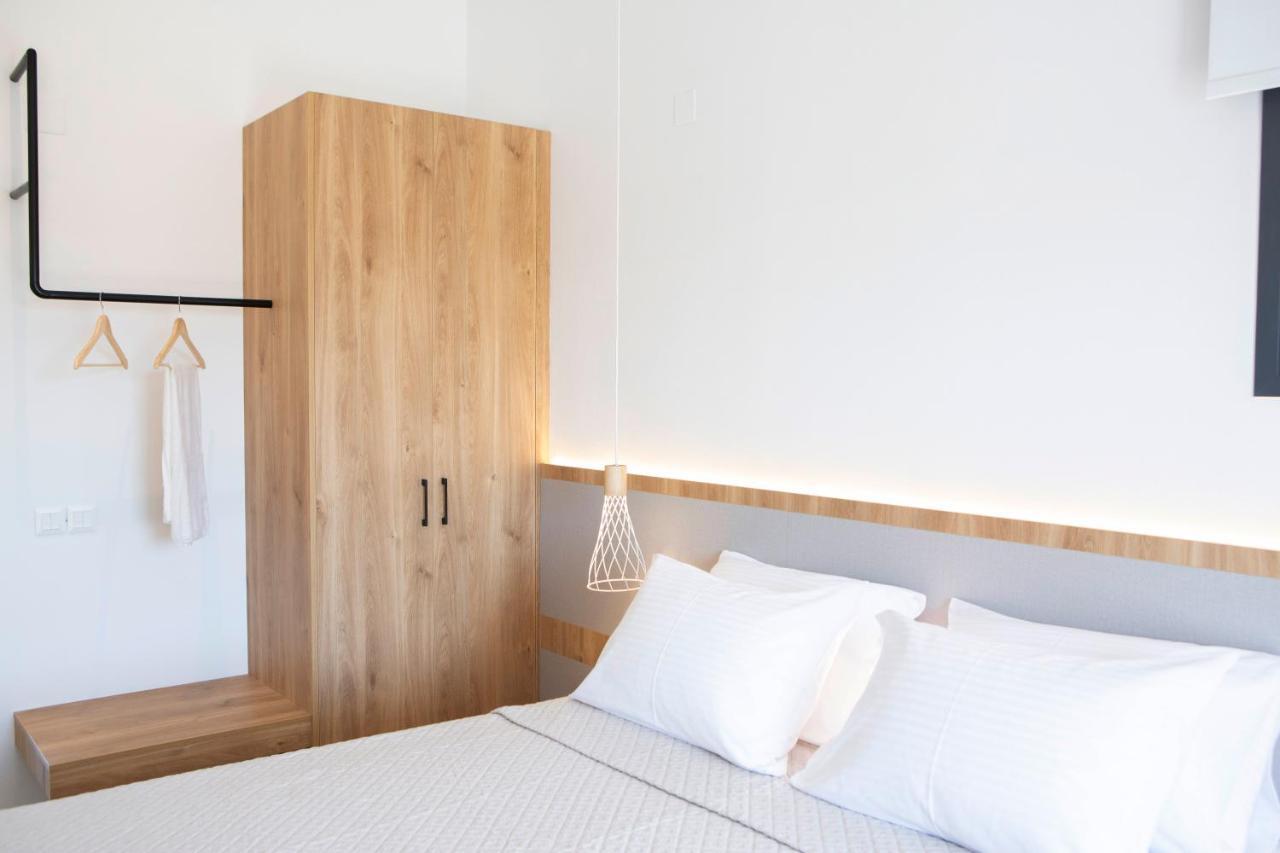 Elianthi Luxury Apartments 니키아나 외부 사진