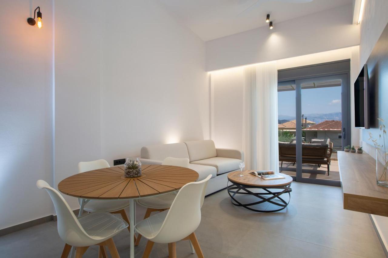 Elianthi Luxury Apartments 니키아나 외부 사진
