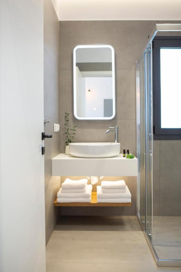 Elianthi Luxury Apartments 니키아나 외부 사진